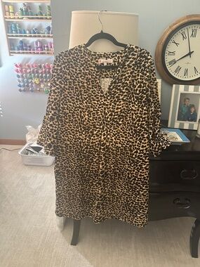 Jude Connally Leopard Shift Kerry Dress in Tan and Black, size small, like new